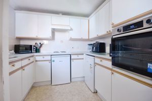 KITCHEN- click for photo gallery